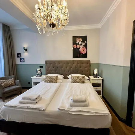 Freustil Hotel *